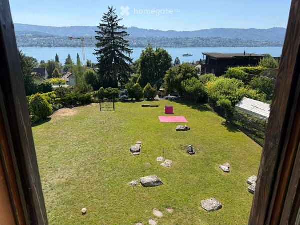 Grosszügige 7.5-Zimmer-Villa mit traumhaftem Garten in Küsnacht ZH 2