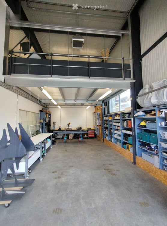A louer - Local commercial 180 m2 sortie autoroute Sion - Disponible 2
