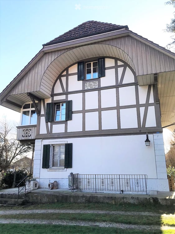 Dachwohnung in Bauern Stöckli 14
