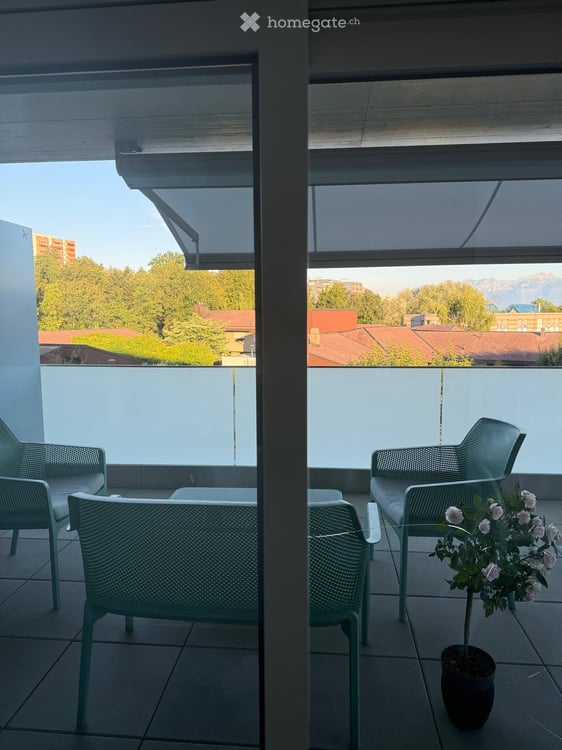 Bright & Modern 4.5-Room New Build Apartment in Le Mont-sur-Lausanne 11