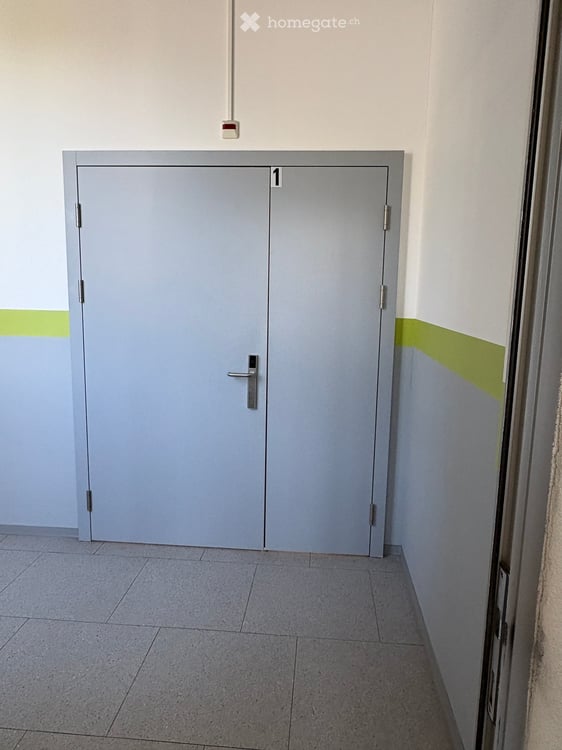 Versatile 240 m² Retail Space for Rent in Buchs SG – Immediately Available 10