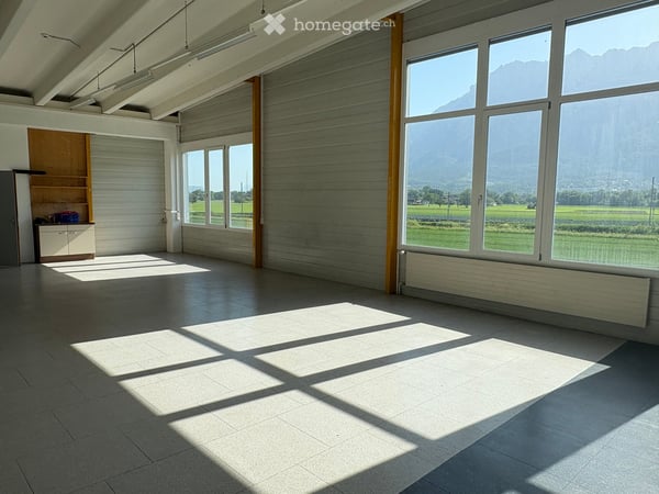 Versatile 240 m² Retail Space for Rent in Buchs SG – Immediately Available 4