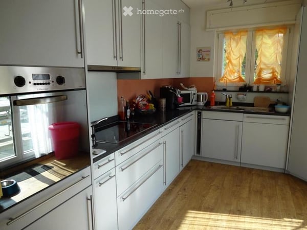 Wohn-/Geschäftshaus in Bettwiesen 16