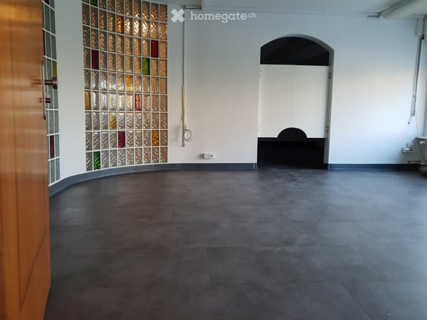 Wohn-/Geschäftshaus in Bettwiesen 39