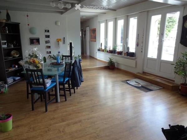 Wohn-/Geschäftshaus in Bettwiesen 3