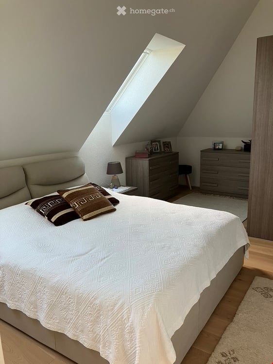 Tolle 3.5-Zimmer-Dachgeschosswohnung mit Balkon und Aussicht in Bern 5