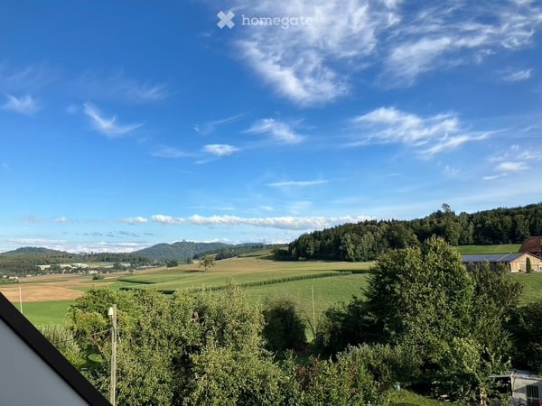 Tolle 3.5-Zimmer-Dachgeschosswohnung mit Balkon und Aussicht in Bern 12