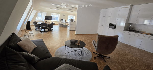 Helle Bürofläche mit Blick auf den Basler Marktplatz – 180 m² an zentraler Lage in Basel 3