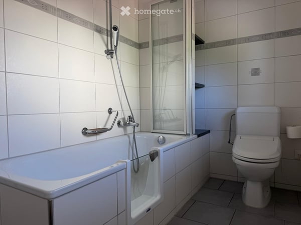 Charmantes 4.5-Zimmer-Doppel - Einfamilienhaus in Wil SG – Sofort verfügbar! 11