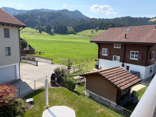 Moderne, sonnige 4.5 Zimmer Wohnung in Trachslau bei Einsiedeln 11
