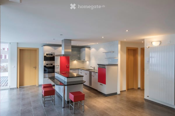Moderne, sonnige 4.5 Zimmer Wohnung in Trachslau bei Einsiedeln 3