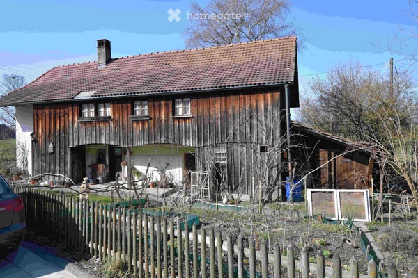 Altehrwürdiges Anwesen 3