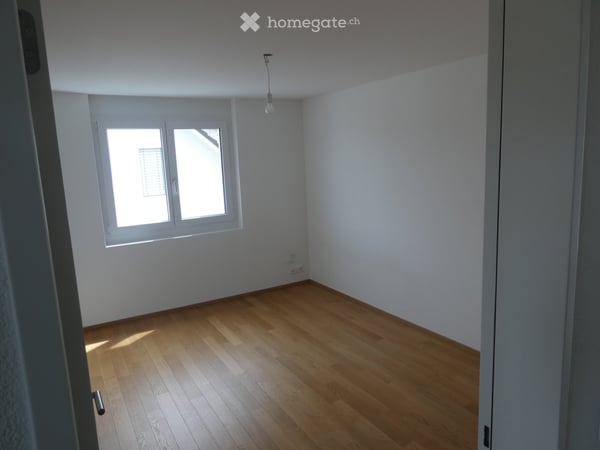 Charmante 4.5-Zimmer-Maisonette-Wohnung in Horgen – sofort verfügbar! 2