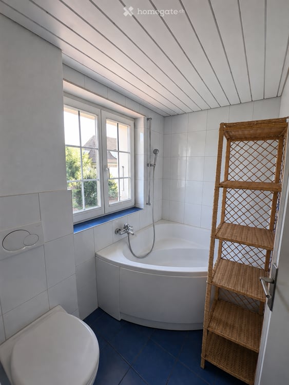 Charmantes 4.5-Zimmer-Zweifamilienhaus in Huttwil – Sofort verfügbar! 9