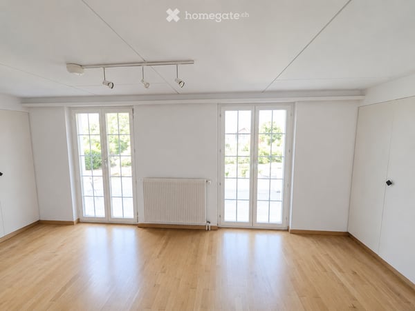 Charmantes 4.5-Zimmer-Zweifamilienhaus in Huttwil – Sofort verfügbar! 11
