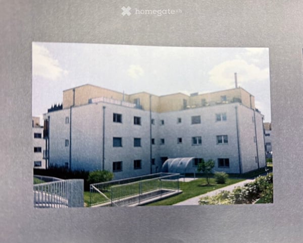 Helle 5.5-Zimmer-Wohnung mit Balkon und schöner Aussicht in Nürensdorf 2