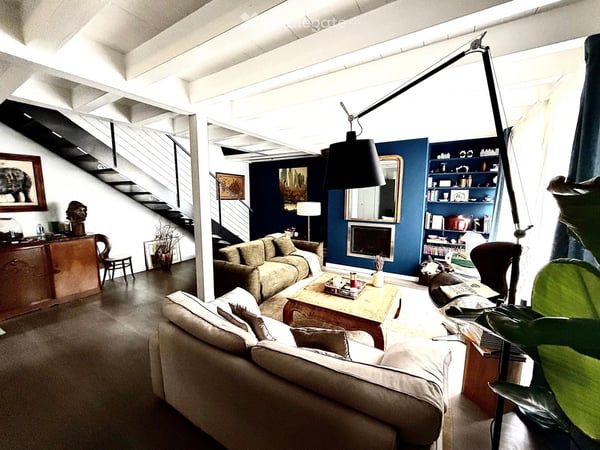SPECTACULAIRE TRIPLEX DANS UNE MAISON DE VILLAGE AU COEUR DU PETIT-LANCY 7