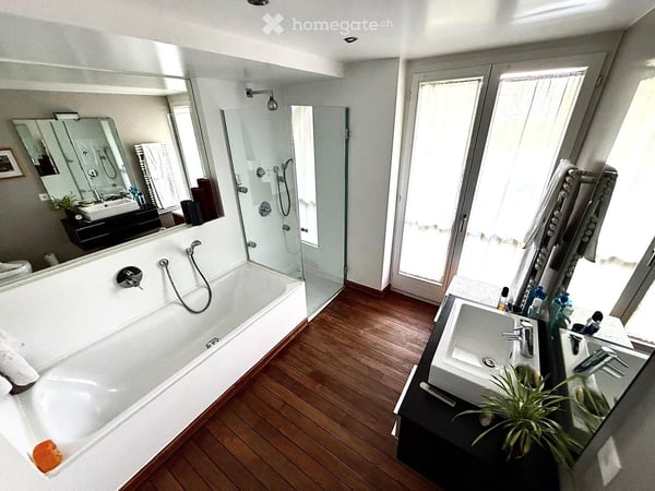 SPECTACULAIRE TRIPLEX DANS UNE MAISON DE VILLAGE AU COEUR DU PETIT-LANCY 19