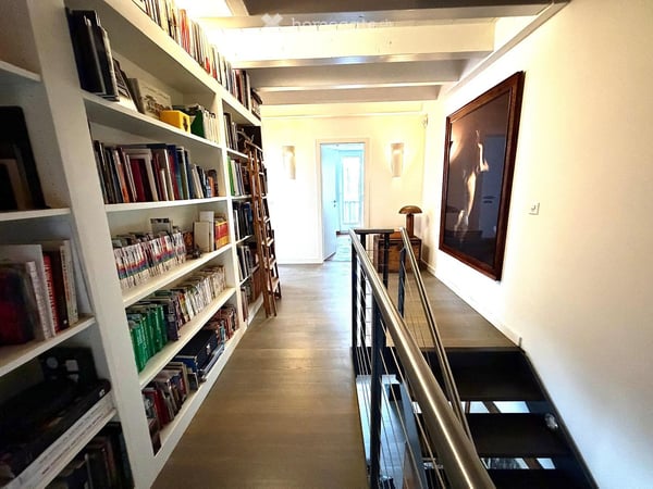 SPECTACULAIRE TRIPLEX DANS UNE MAISON DE VILLAGE AU COEUR DU PETIT-LANCY 15