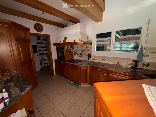 Maison individuelle de 6.5 pièces à Bramois – Charme et tranquillité en Valais 4