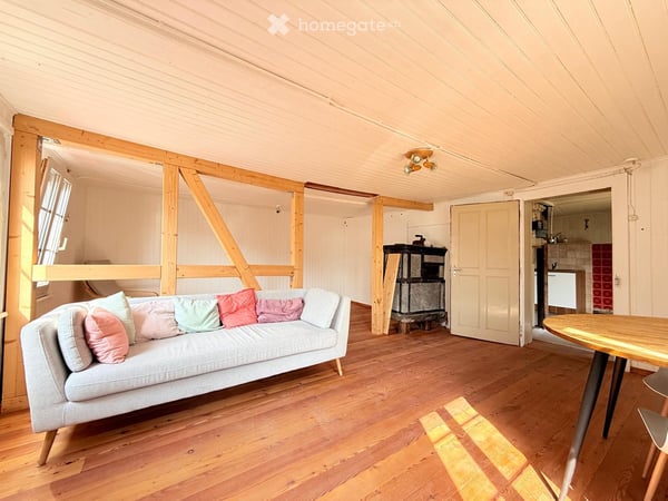 Fort potentiel de valorisation à Gampel – Appartement 2,5 pièces à rénover 3