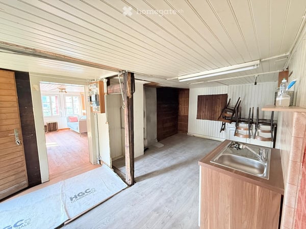 Fort potentiel de valorisation à Gampel – Appartement 2,5 pièces à rénover 4