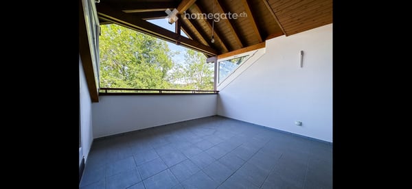 Nachmieter gesucht für heimelige 4.5 Zimmer Dachwohnung im grünen! 4
