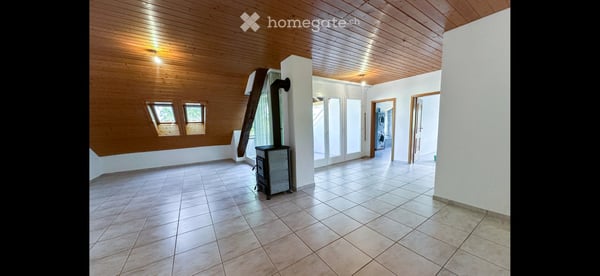 Nachmieter gesucht für heimelige 4.5 Zimmer Dachwohnung im grünen!