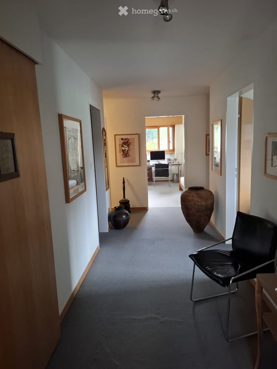 Sonnige 4.5-Zimmer-Terrassenwohnung mit Garage in Bühler AR 8