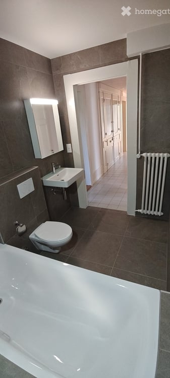 Appartement de 5.5 pièces rénové à Peseux 23