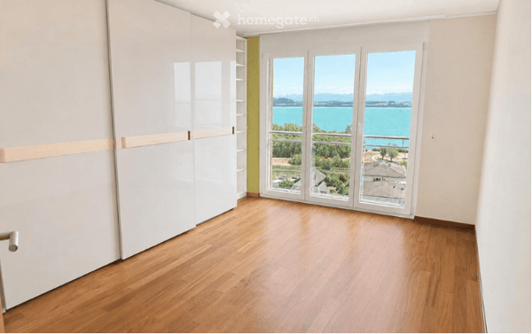 Appartement de 5 pièces au dernier étage à Hauterive NE dans une petite PPE 8