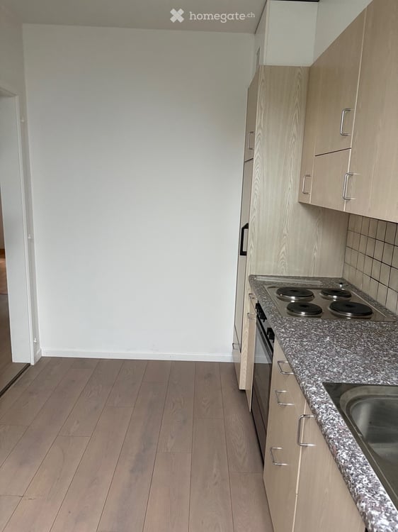 Charmante 3.5-Zimmer-Wohnung mit Balkon und schöner Aussicht in Belp 11