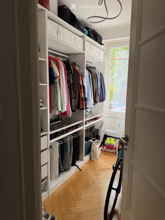 Appartement lumineux de 5.5 pièces avec grande terrasse à Genève 6