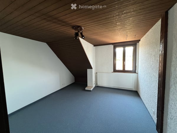 Charmante 4-Zimmer-Dachgeschosswohnung in Wettingen 4