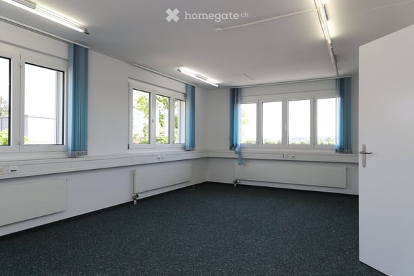 Büro/ Praxis/ Fitnessstudio etc an TOP- Lage 4