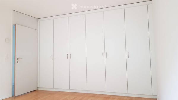Charmante 3-Zimmer-Wohnung mit Balkon und See- und Bergblick in Luzern 8