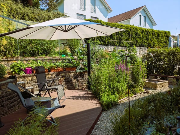 Moderne 5.5-Zimmer-Doppelhaushälfte mit sonniger Terrasse und Garten 13