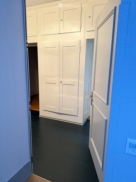 Charmante 4-Zimmer-Altbauwohnung mit Balkon 2