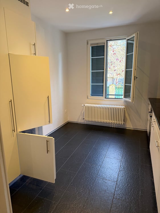 Charmante 4-Zimmer-Altbauwohnung mit Balkon 7