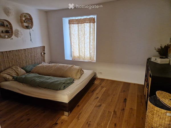 Charmante 3.5-Zimmer-Wohnung am St. Margrethenplatz in Ilanz 4