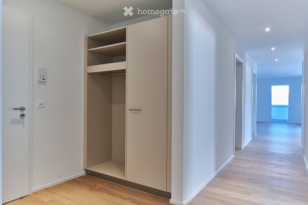 Lichtdurchflutete 4.5-Zimmer-Attikawohnung mit grosser 46.2m² Terrasse – in Wiedlisbach 4