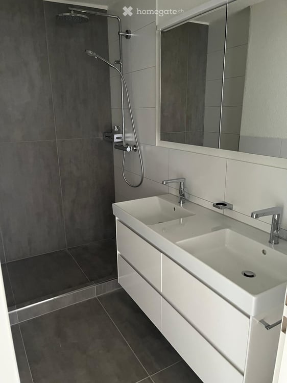 Erstvermietung – Moderne 4.5-Zimmer-Wohnung mit herrlichem Weitblick 9