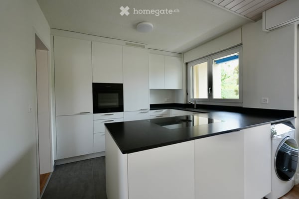 Erstvermietung – Moderne 4.5-Zimmer-Wohnung mit herrlichem Weitblick 3