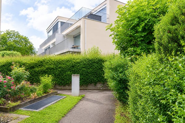 Exklusive 4.5-Zi.-Attika | 66 m² Wohnbereich | 25 m² Terrasse | 2 TG-Plätze 1