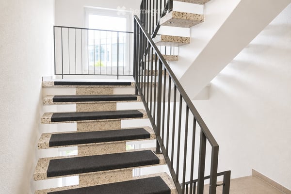 Exklusive 4.5-Zi.-Attika | 66 m² Wohnbereich | 25 m² Terrasse | 2 TG-Plätze 4