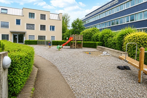 Exklusive 4.5-Zi.-Attika | 66 m² Wohnbereich | 25 m² Terrasse | 2 TG-Plätze 3