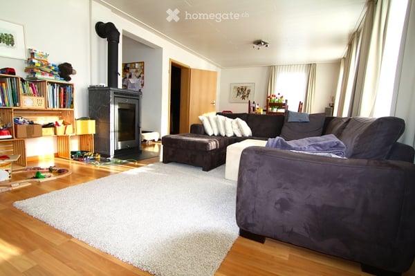 Grosses 8.5 Zimmer Einfamilienhaus mit sehr schöner Aussicht 6
