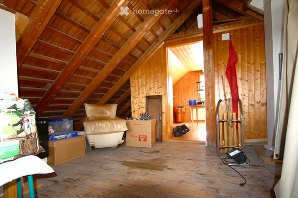 Grosses 8.5 Zimmer Einfamilienhaus mit sehr schöner Aussicht 12