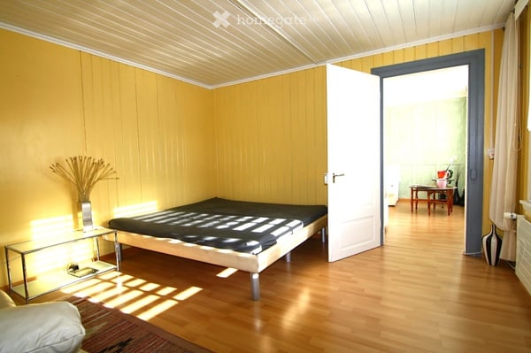 Grosses 8.5 Zimmer Einfamilienhaus mit sehr schöner Aussicht 10