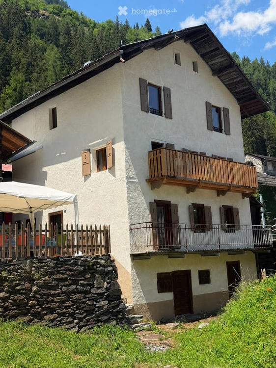 Maison individuelle de caractère à Le Châtelard VS – 8 pièces Renové 2026 3